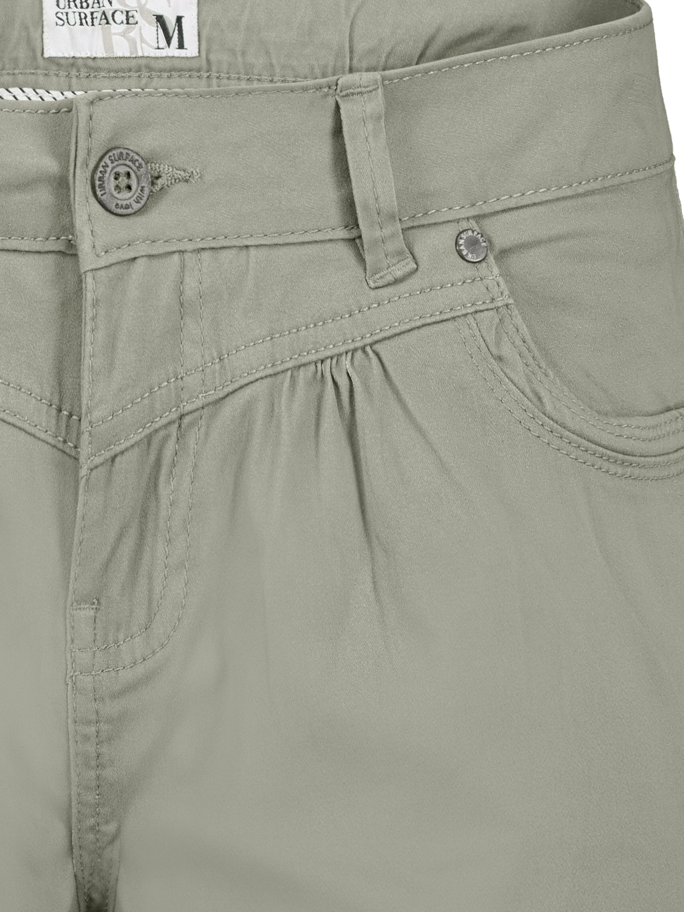 Urban Surface Regular Trousers in Green