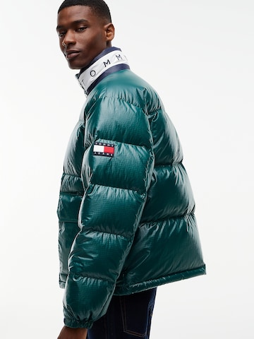 Geacă de iarnă de la Tommy Jeans pe verde