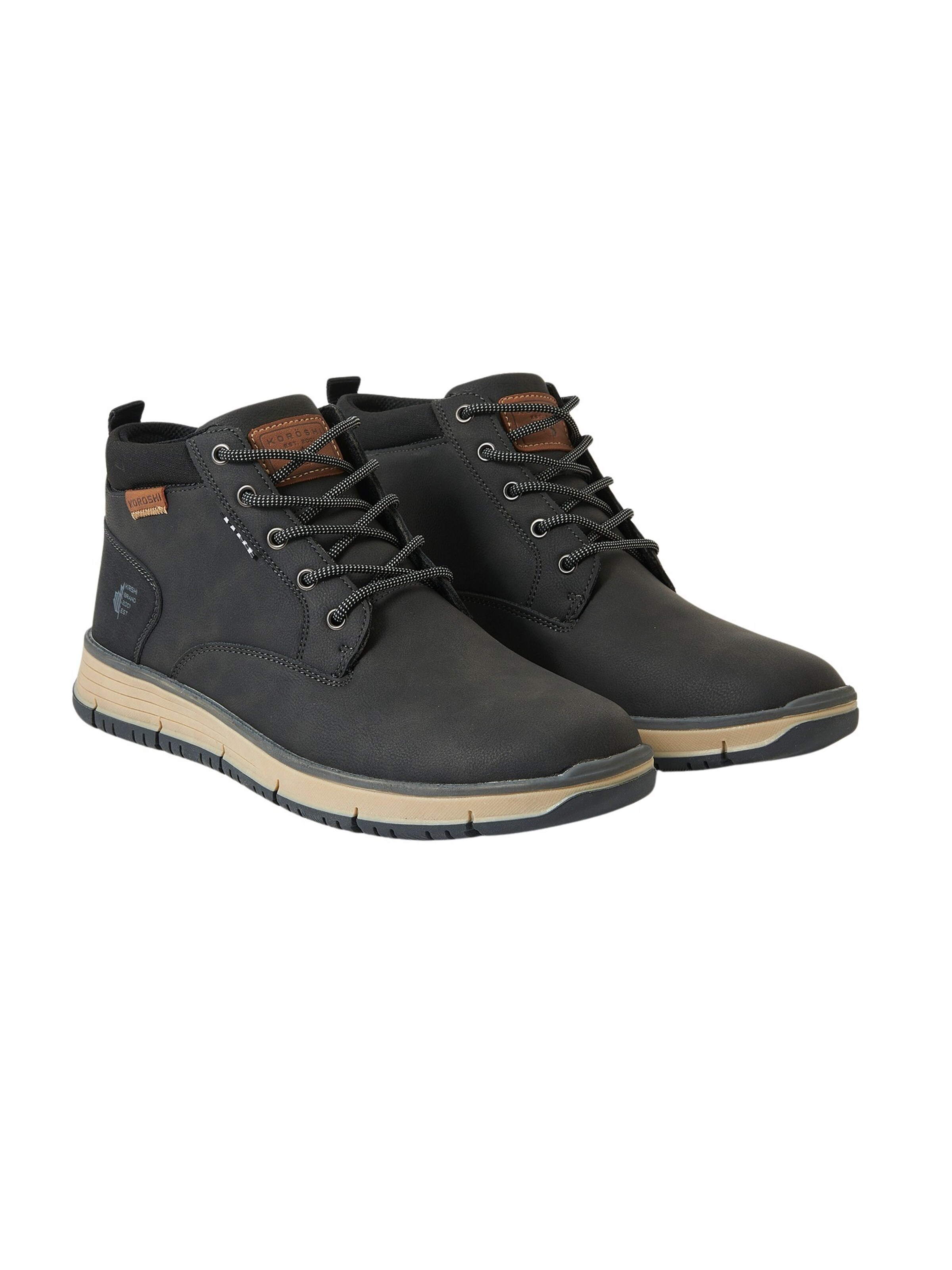 KOROSHI Sneakers in Black