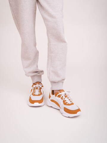 nae Vegan Shoes Sneaker low 'Dan' i hvid