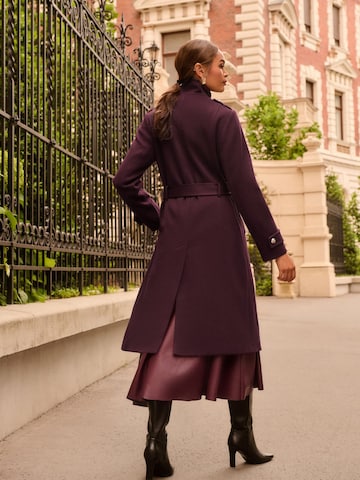 love & roses Between-Seasons Coat in Red