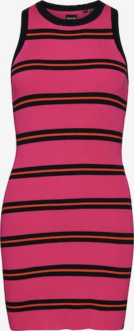 Superdry Knitted dress in Pink: front