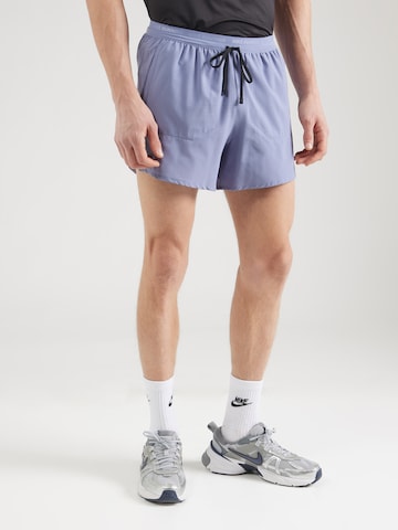 NIKE Regular Sportbroek in Blauw: voorkant