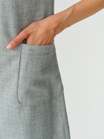 TATUUM Kleid 'SKAPI' in Grau