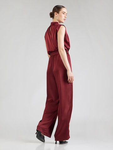 Tuta jumpsuit 'GUITO' di SISTERS POINT in rosso