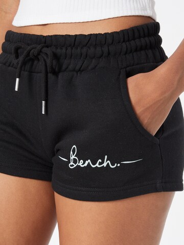 BENCH Slimfit Spodnie 'NOVA' w kolorze czarny