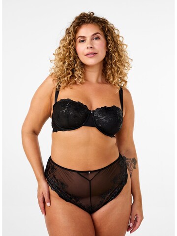 Devoted by Zizzi Slip 'LEWA' in Black