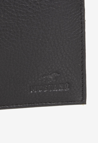 MUSTANG Wallet in Black