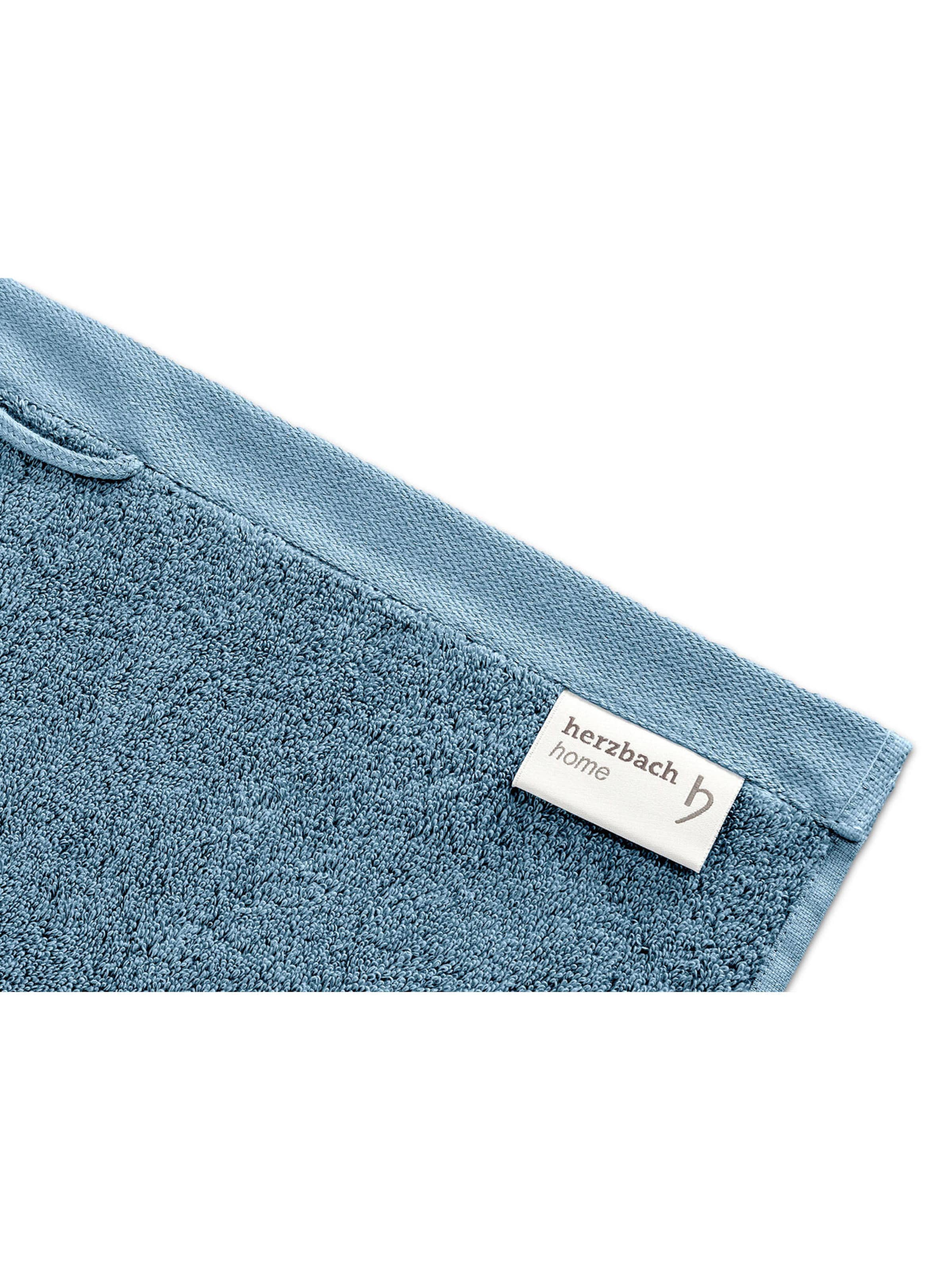 Herzbach home Set in Blue