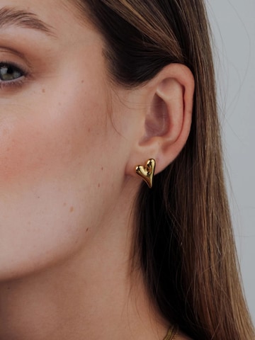 Luamaya Earrings 'Flowy Heart Studs Small' in Gold