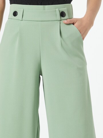 JDY Wide Leg Plissert bukse 'Geggo' i grønn