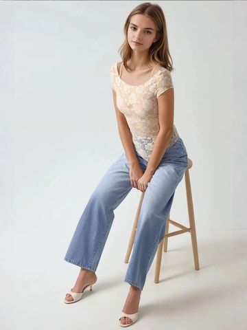 T-shirt 'Pika' Hiccup en beige