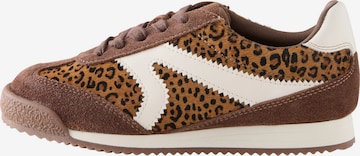 Next Tennarit värissä ruskea: etupuoli