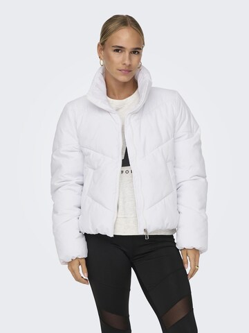 Veste mi-saison 'MAGGI' ONLY en blanc : devant