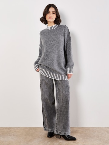 Apricot Sweater in Grey