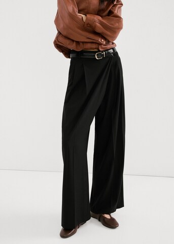 MANGO Wide leg Pleat-Front Pants 'Anna' in Black: front
