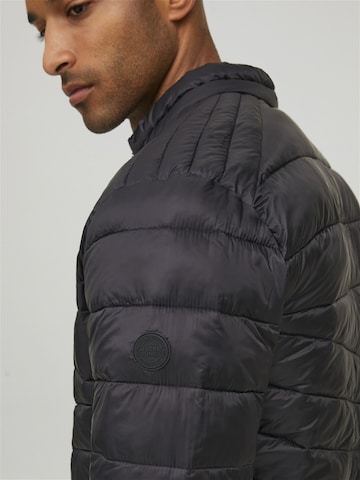 JACK & JONES Between-Season Jacket 'JJEHero' in Black