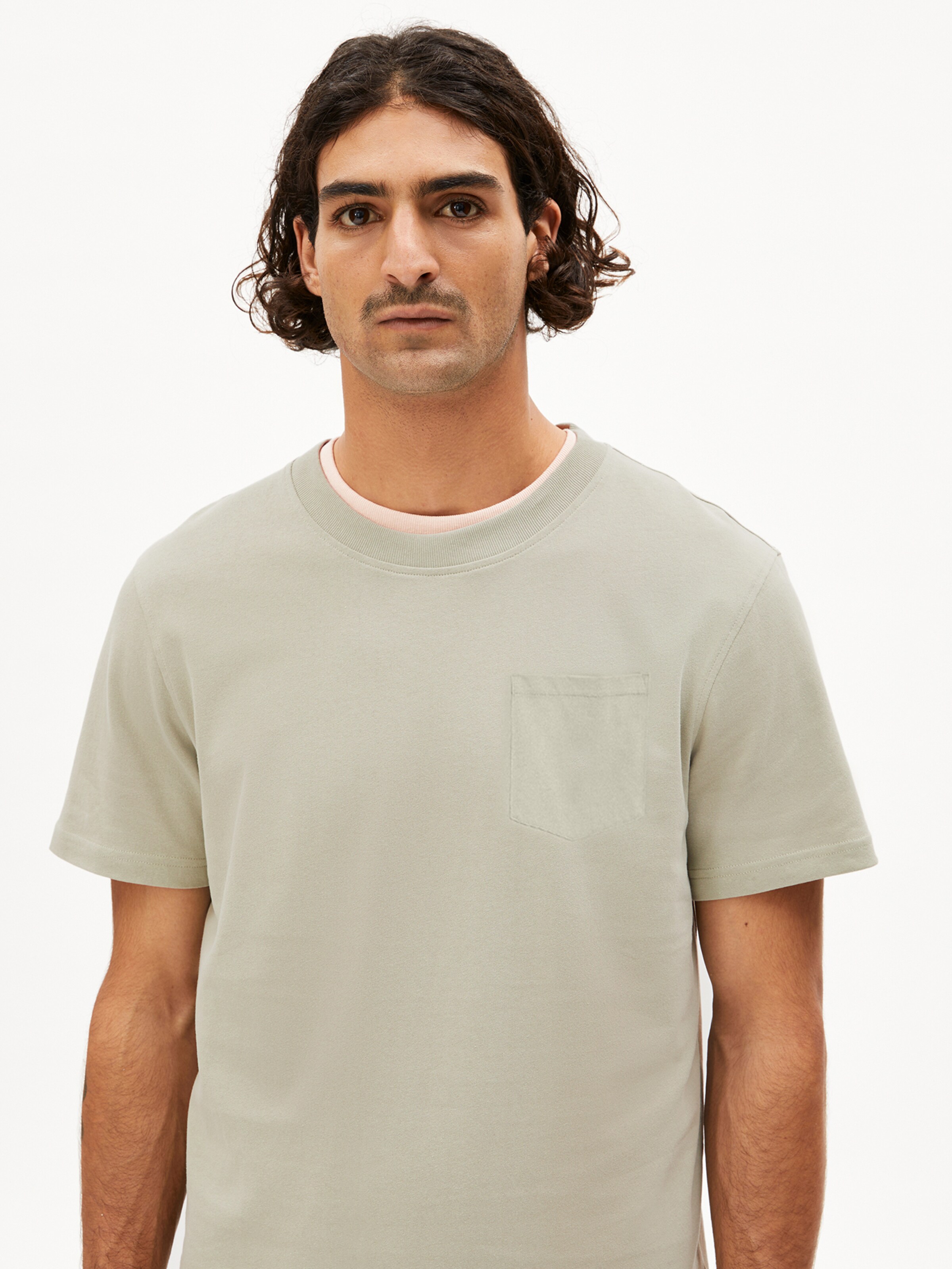 T-Shirt 'MAARKOS POCKET ' ARMEDANGELS en vert