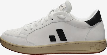 Ethletic Sneakers 'Jesse' in White: front