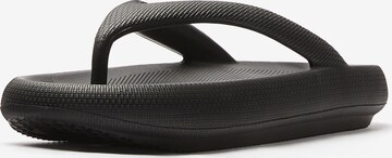 Bershka Beach & Pool Shoes in Black: front