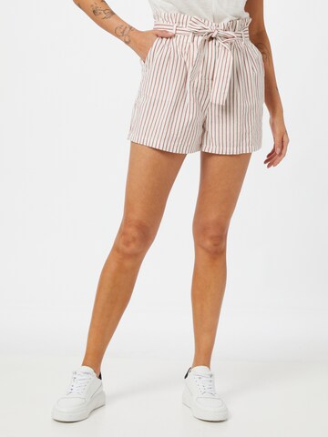 VERO MODA Loose fit Pleat-Front Pants 'HELI' in White: front