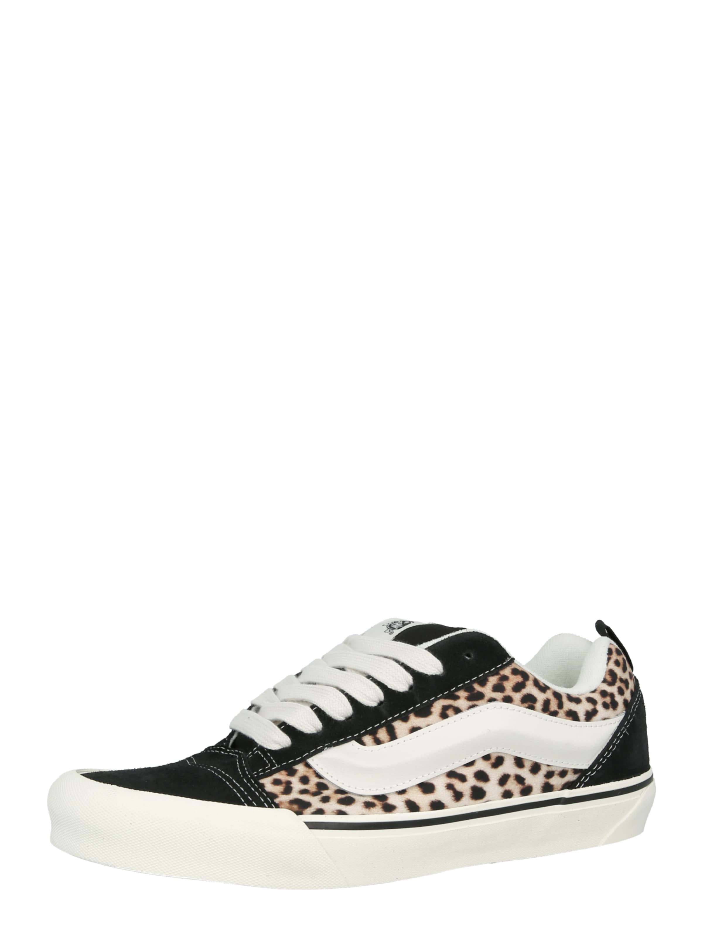 Baskets basses 'Knu Skool' VANS en noir : devant