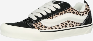 Baskets basses 'Knu Skool' VANS en noir : devant