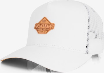 Blackskies Cap 'Essentials' in Weiß: Vorderseite