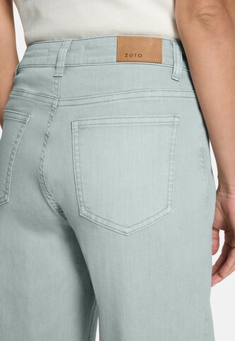 zero Regular Jeans in Blue