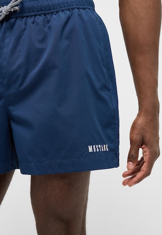 MUSTANG Board shorts in Blue