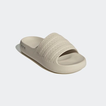 ADIDAS ORIGINALS Muiltjes 'Adilette Ayoon' in Beige