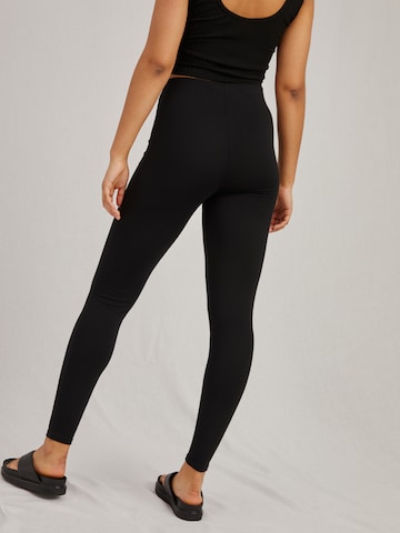 A LOT LESS Skinny Leggings 'Daphne' in Schwarz