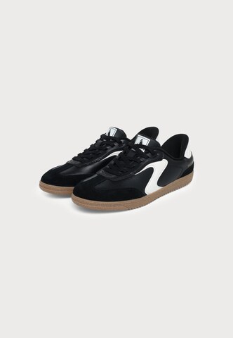 SKECHERS Ниски маратонки 'HOTSHOT-PERFECT CHOICE' в черно: отпред