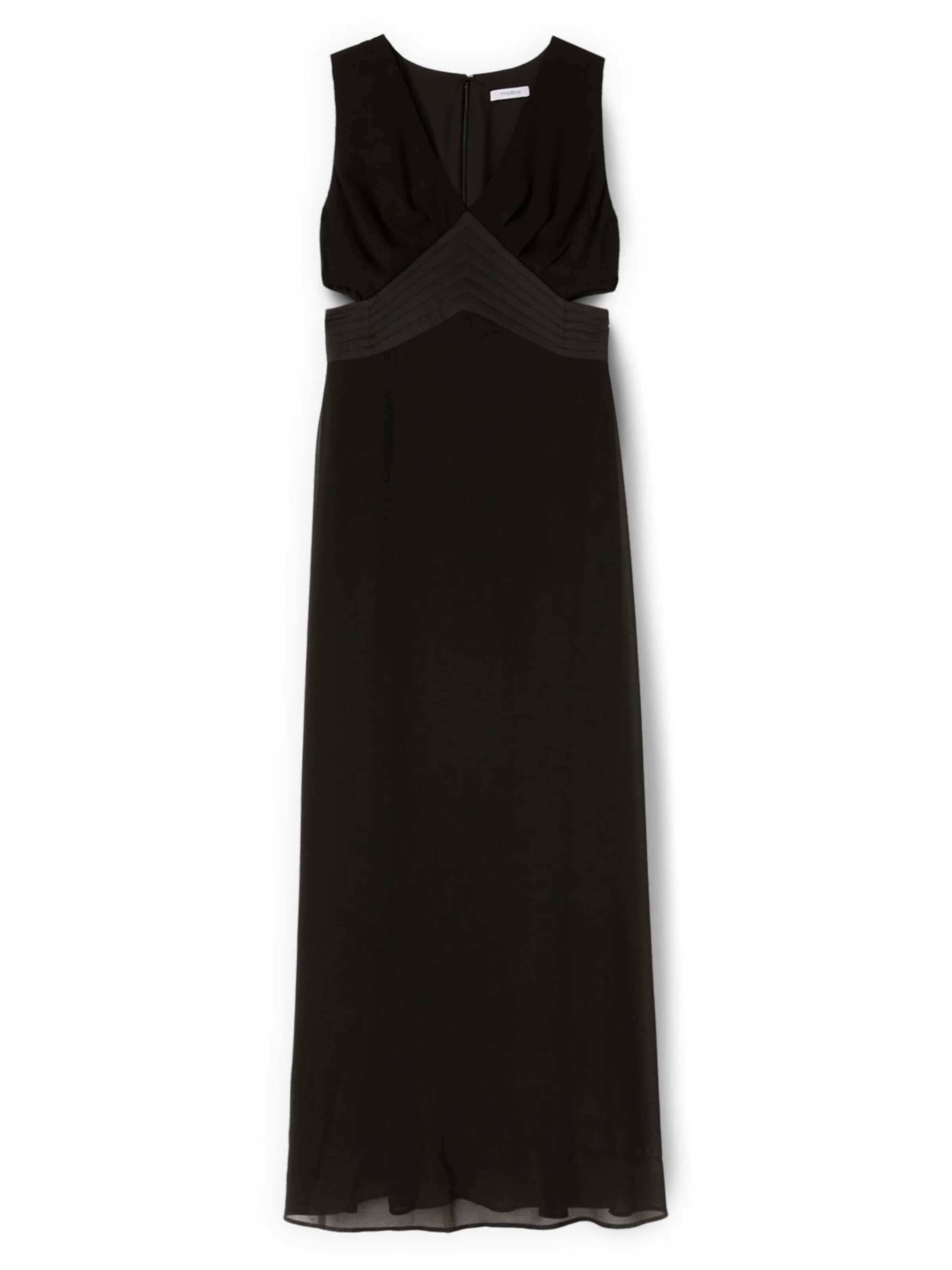 MOTIVI Dress in Black: front