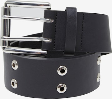 Urban Classics Belt in Black: front