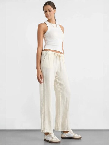 Wide Leg Pantalon Hiccup en blanc