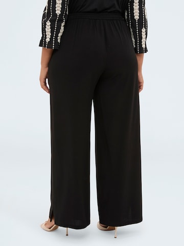 Fiorella Rubino - Pierna ancha Pantalón en negro