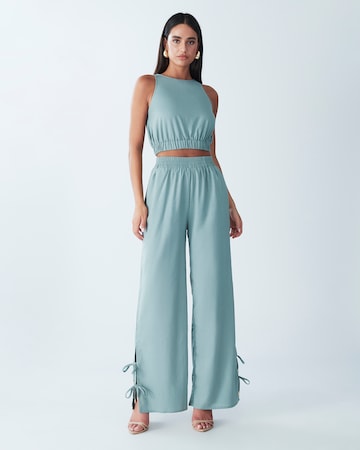 BWLDR Wide leg Trousers 'Laila' in Blue: front