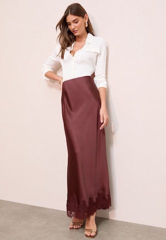 Friends Like These Skirt in Brown
