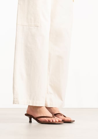 Mule SACHA en marron : devant