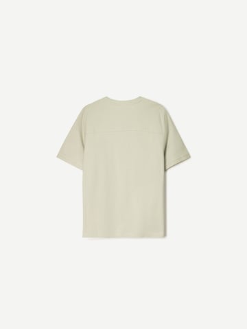 Bershka T-Shirt in Grün