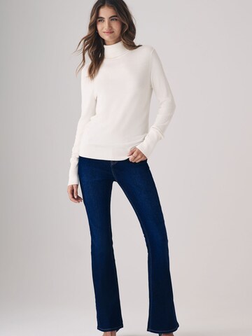 The Set Flared Jeans in Blau