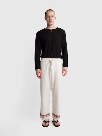 Giesto Regular Pants in White