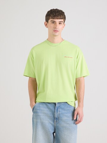 naketano Shirt in Green: front
