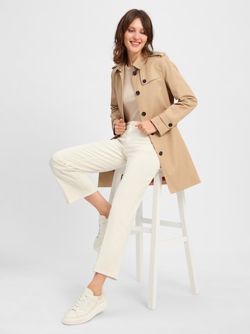Cambio Bootcut Jeans 'Tess' in Beige