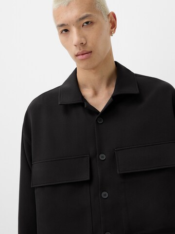 Bershka Comfort fit Button Up Shirt in Black