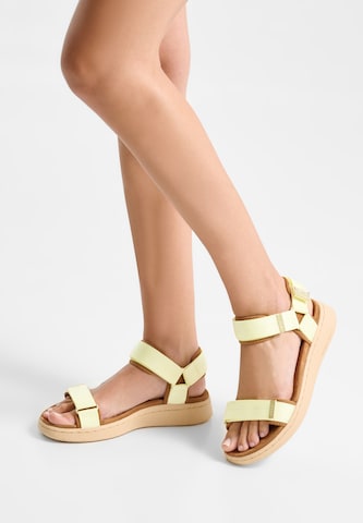 Sandales 'Line' WODEN en jaune