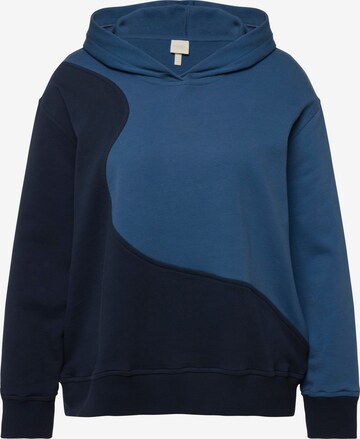 Sweat-shirt Ulla Popken en bleu : devant