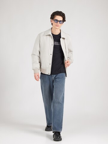 Tricou de la NAPAPIJRI pe negru