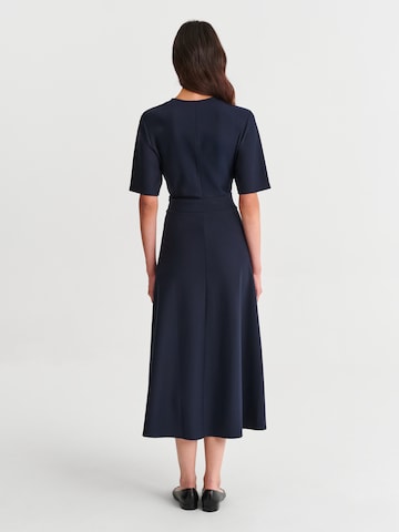 TATUUM - Vestido 'Ronte' em azul